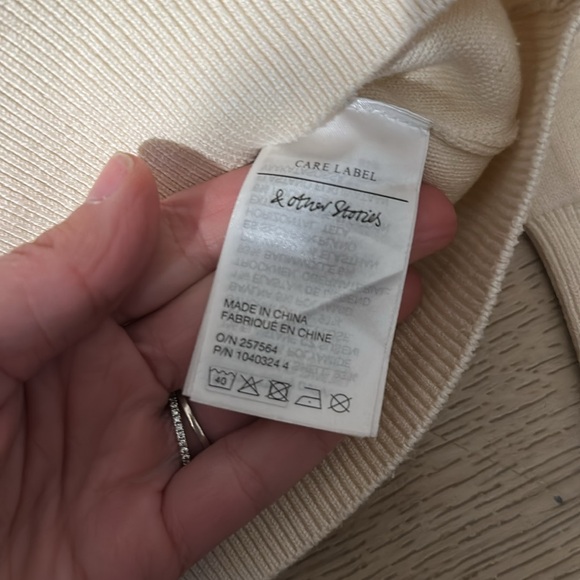 & Other Stories White and Black Cardigan - Picture 4 of 9